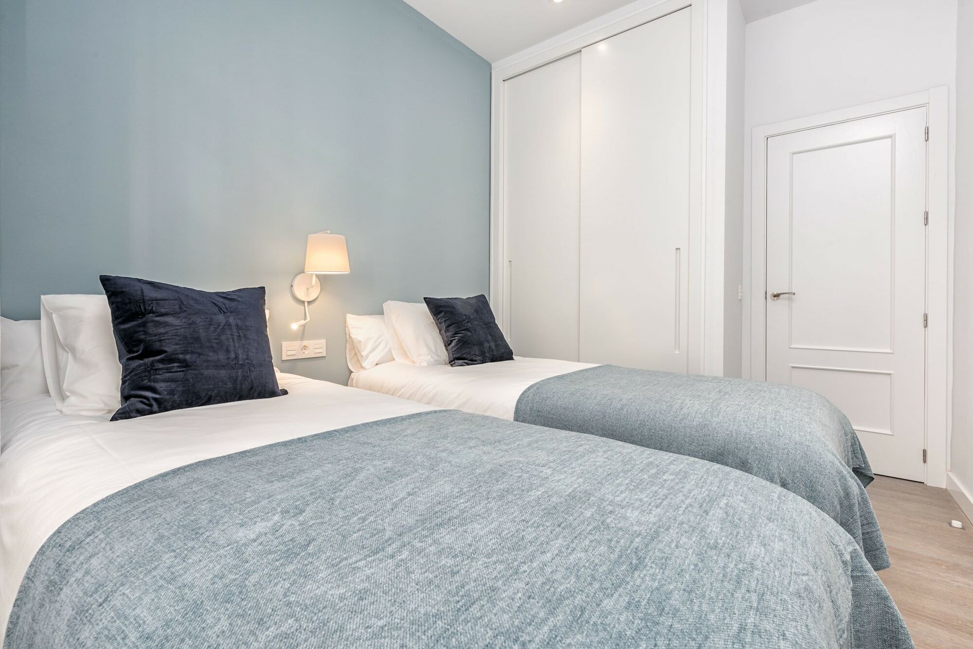Merced In By Solaga Homes Appartement